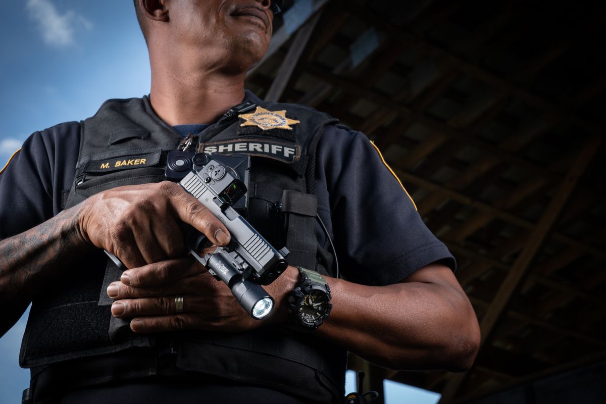 These red dots sights for both pistols and rifles offer advantages for